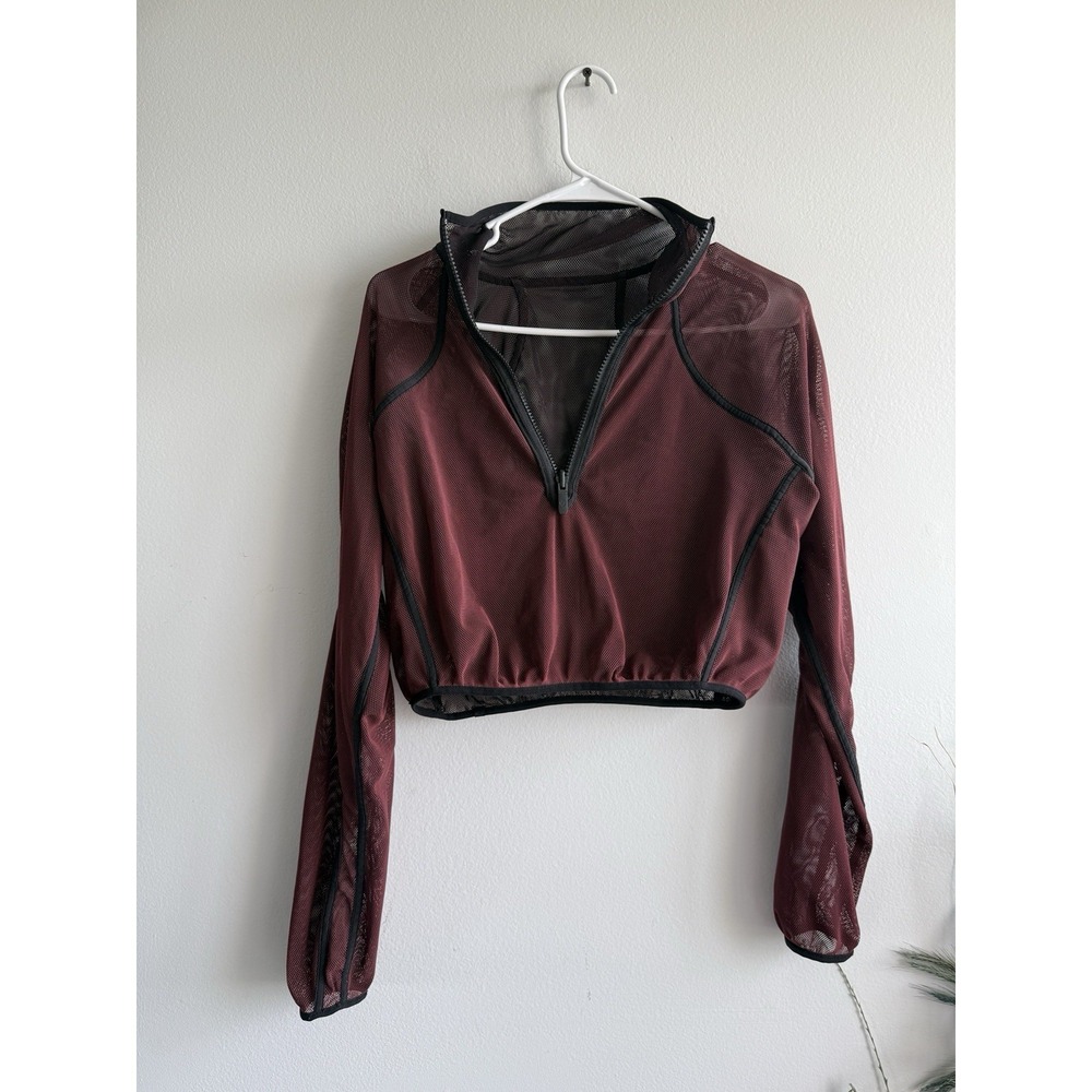 Lululemon Reversible Mesh‎ Quarter Zip Cropped Jacket Burgundy Black